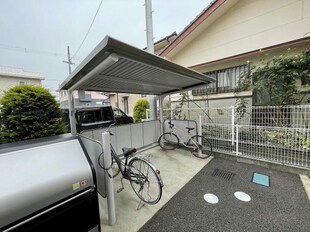 カーサ　ブラーボの物件外観写真